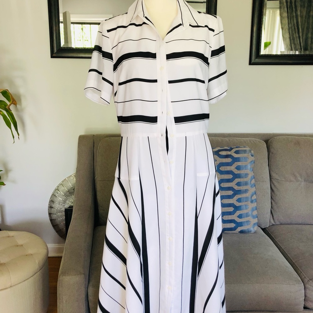 Banana Republic blk and white handkerchief dress